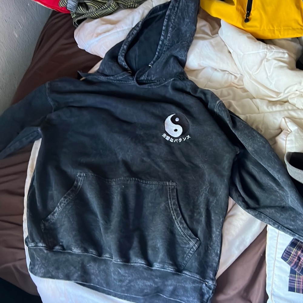 Urban outfitters size small black Yin Yang hoodie